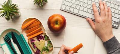 Офисные перекусы: как обуздать свой аппетит