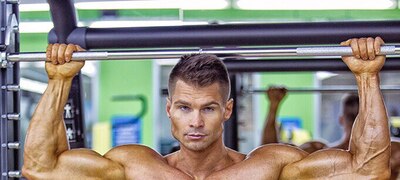 Челендж 4. Денис Гусев для выставки «SN PRO»